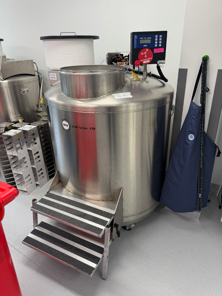 Image of MVE 1500 Series -190C Cryogenic Storage System